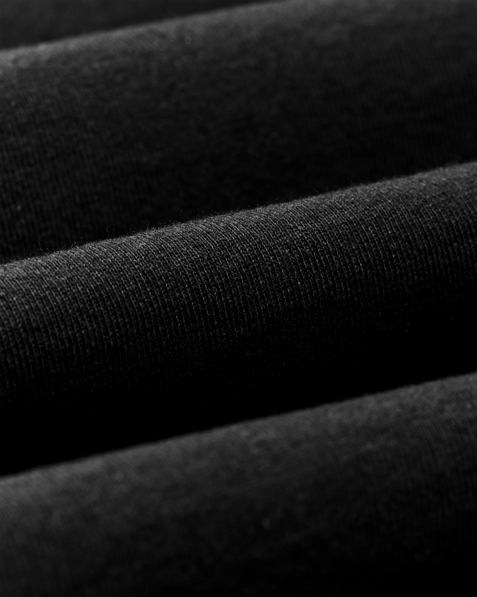 Scenic Graphic T-shirt - Black - Image 6