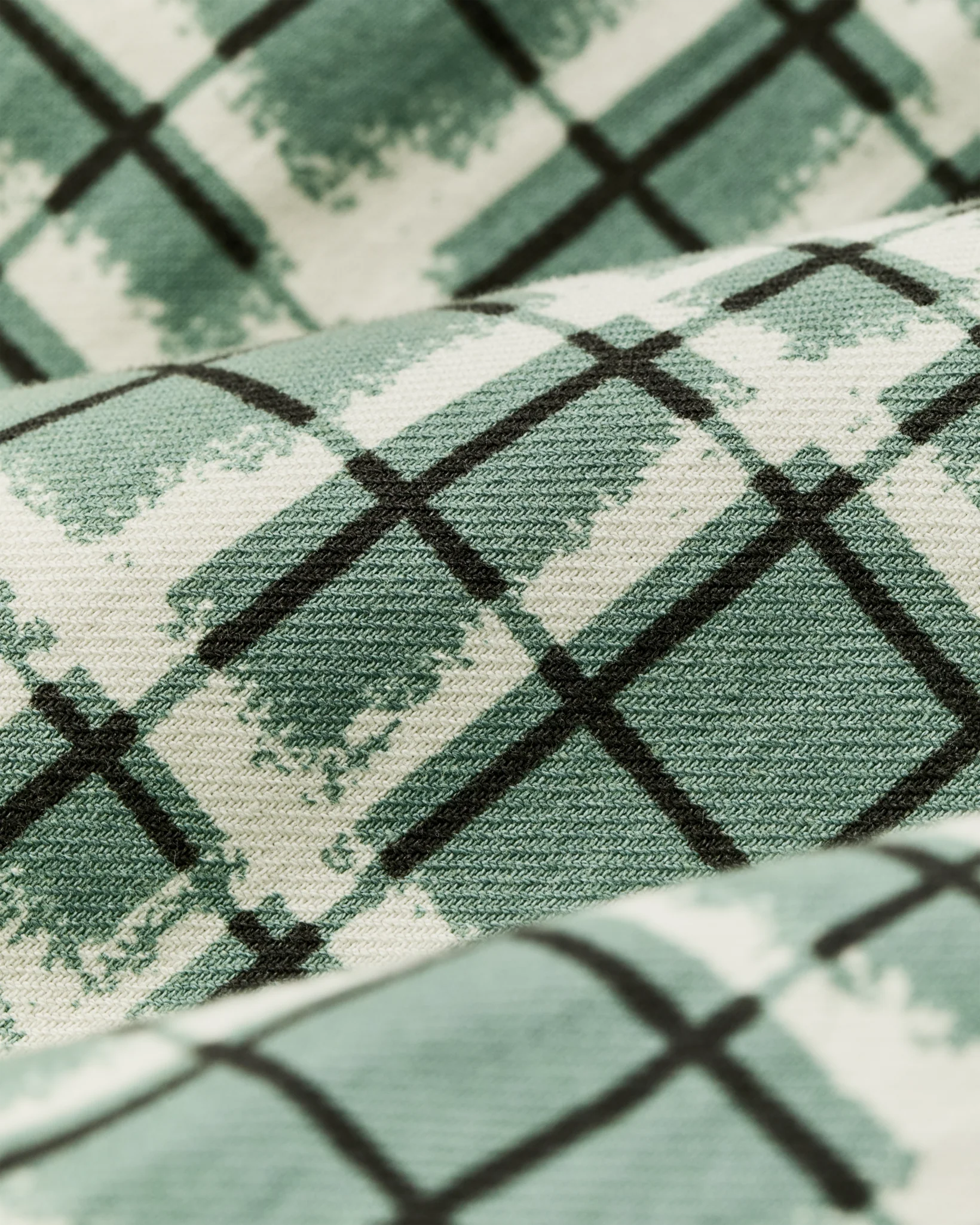 Short Sleeve Lightweight Alaskan Guide Shirt  - Deep Sea / Speckle Plaid - Image 4